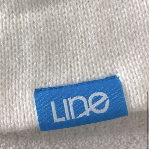 5/$25 Line White Blue Pink Toque Beanie Winter Hat - Picture 4 of 10